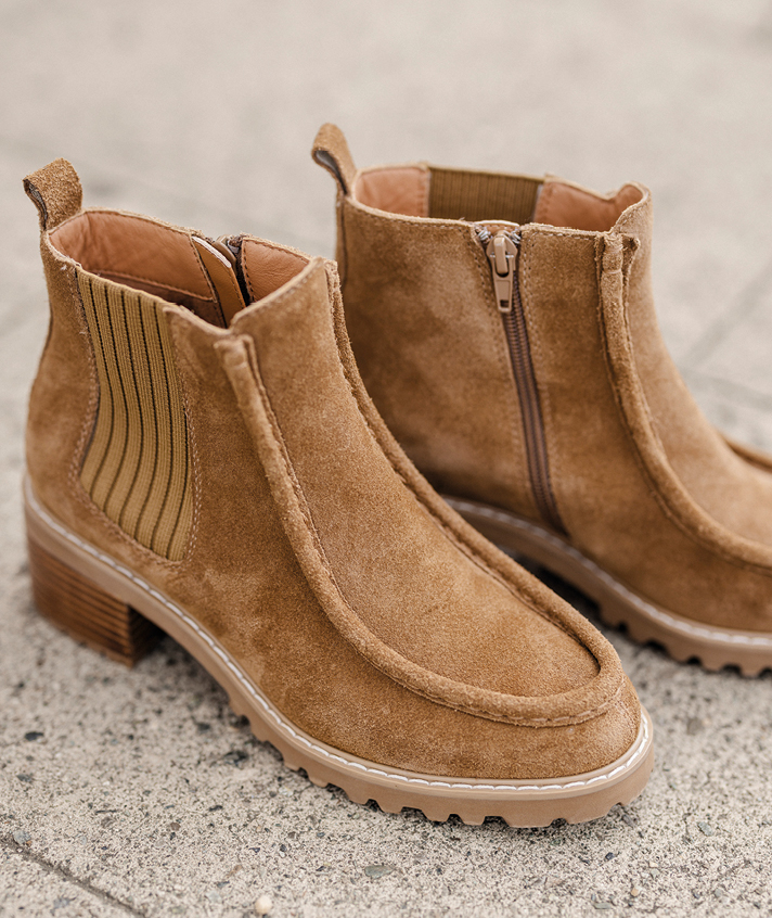 Boots Saria nubuck taupe